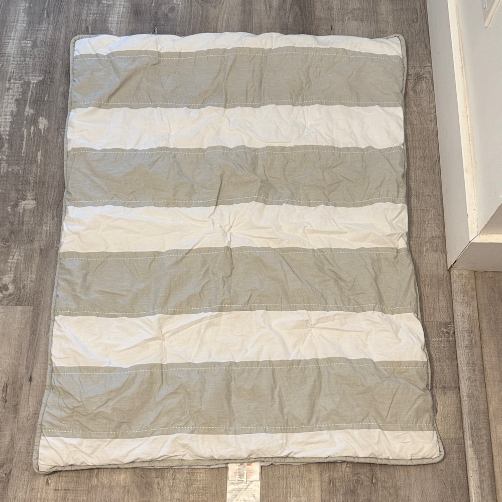George gender neutral crib comforter